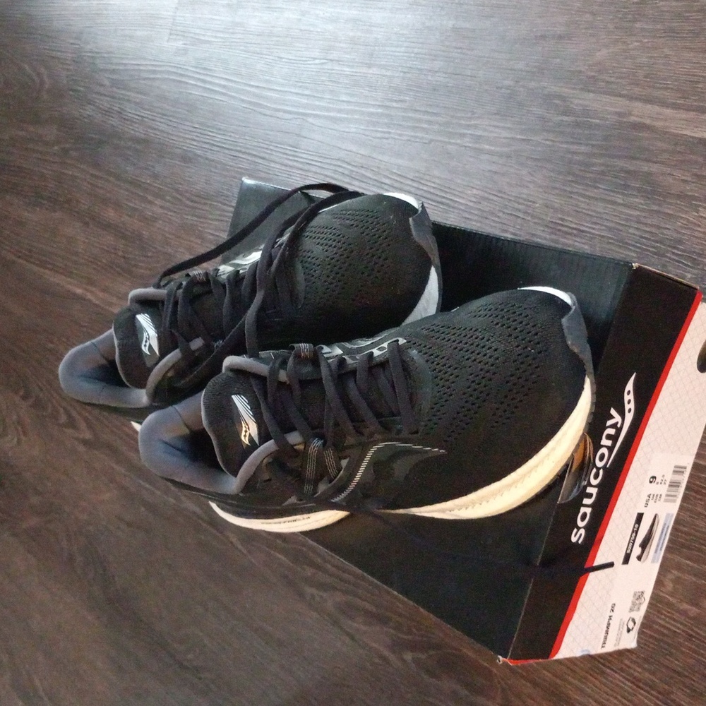 Men's Running Sneakers